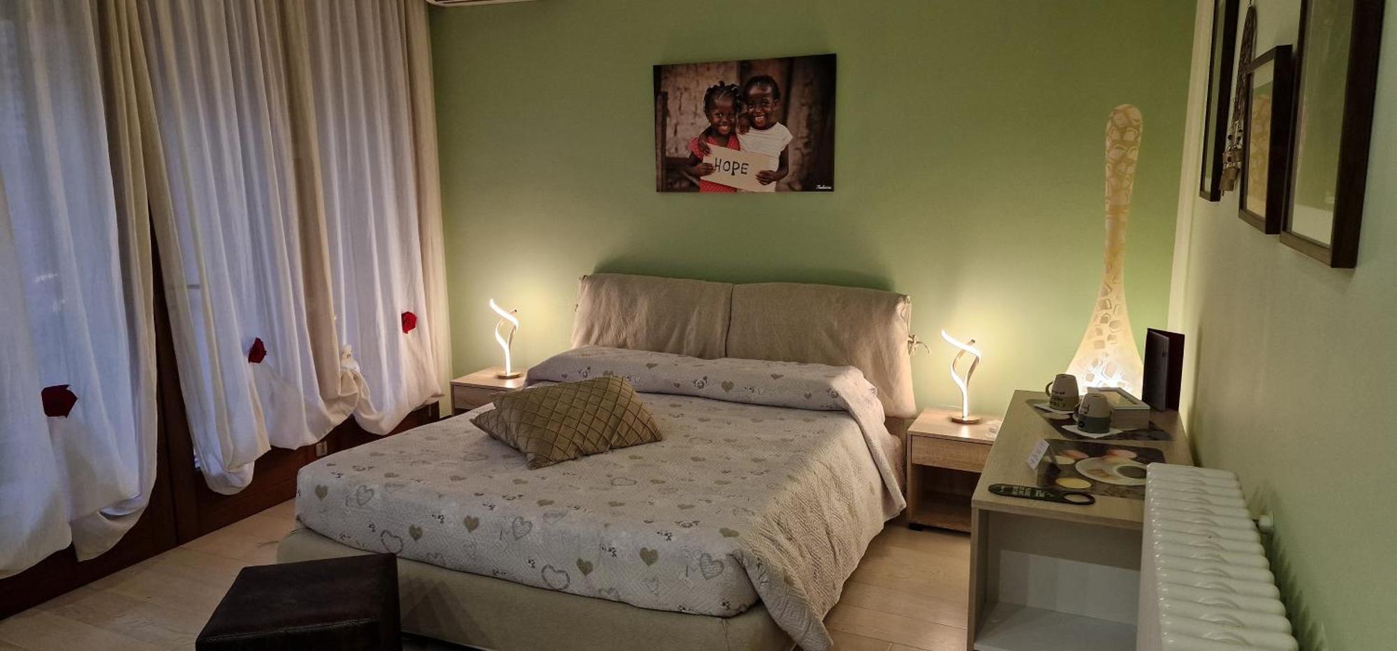 Thalassa Bari Bagian luar foto